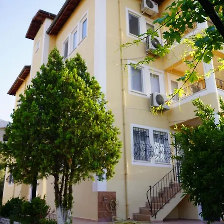 Tombul Apart Fethiye